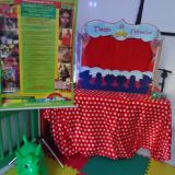 Teatrinho de Fantoches e Personagens