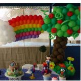 Decoração com bolas em Niterói