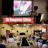 DJ som Iluminaçao e Bringuedos