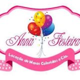 Anna Festeira Aluguel de peças coloridas