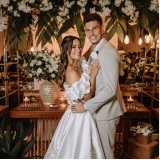 Fotografia de casamento e eventos corporativos.