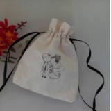 Saquinhos personalizados e etiquetas kraft