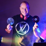 DJ w Produções Festas e Pista Led