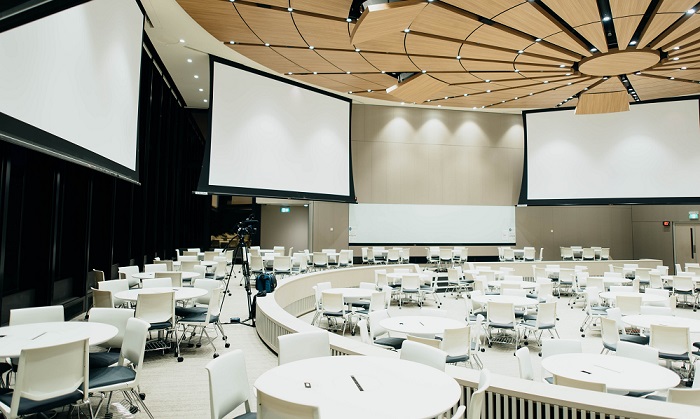 2 tend&ecirc;ncias para eventos 2021: h&iacute;bridos e on-line