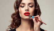 8 dicas para escolher bons <b><b>Curso</b>s</b> de maquiagem em 2024