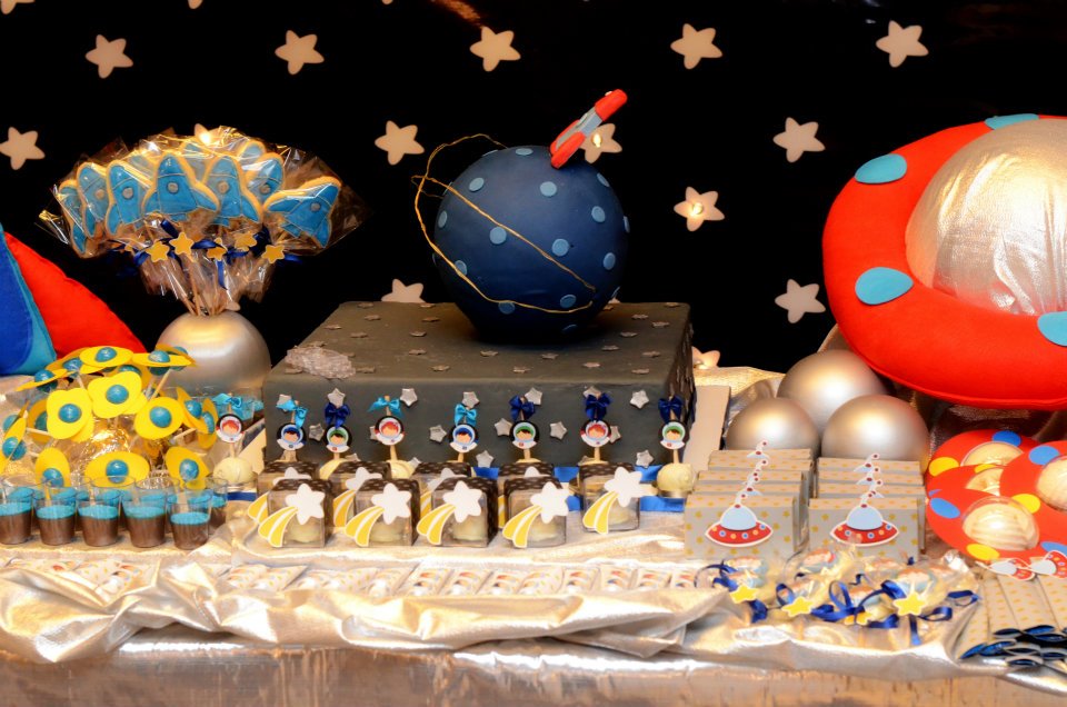 Temas de eventos incríveis: Festa no espaço