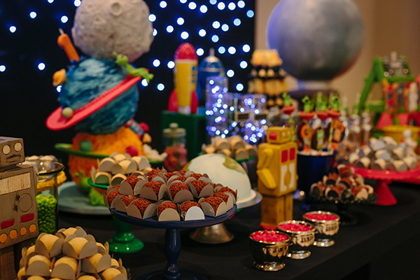 Temas de eventos incríveis: Festa no espaço