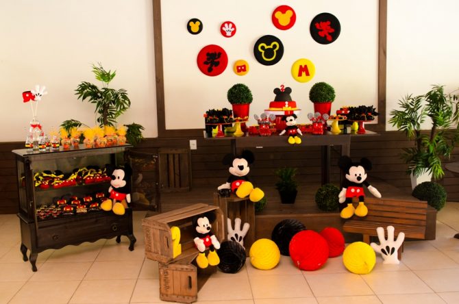 Temas de eventos incríveis: festa do Mickey