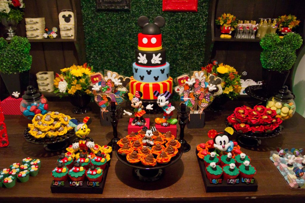 Temas de eventos incríveis: festa do Mickey