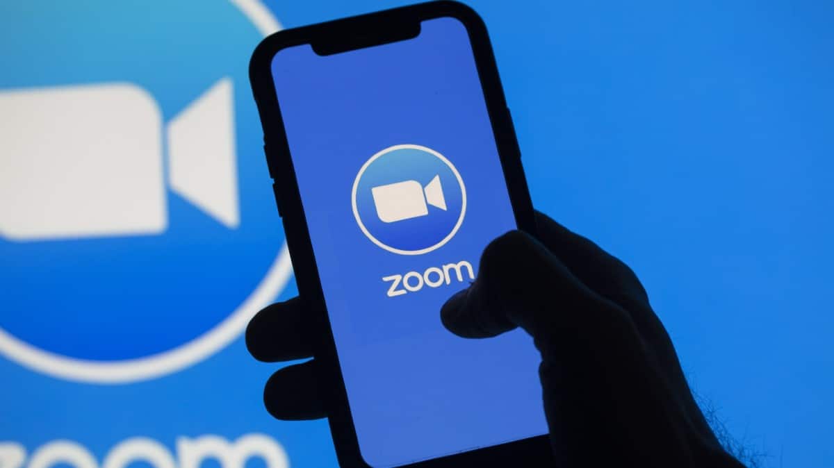 Zoom com suporte a eventos virtuais e eventos h&iacute;bridos