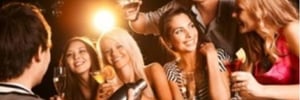 Barman e <b>Bartender</b>: por que ter um em sua festa?