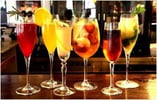 Drinques e <b>Coquetéis</b> <b>Ser</b>vem como diferencias em festas