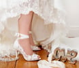 <b>Como</b> <b>Escolher</b> os sapatos de noiva perfeitos