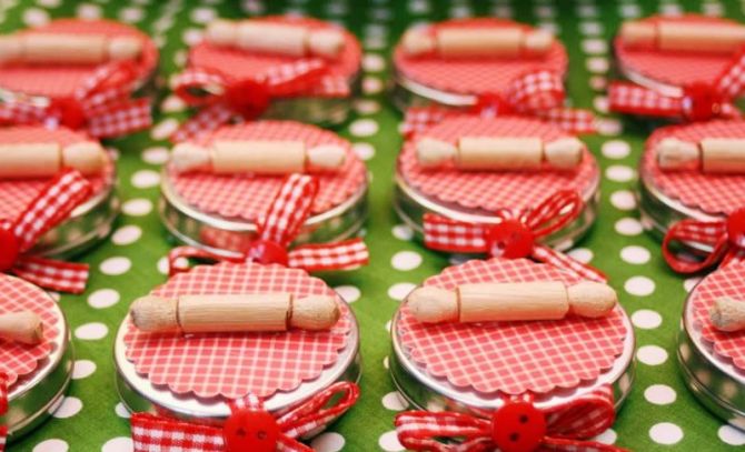 Lembrancinha: rolo de macarrão Lembrancinha: rolo de macarrão