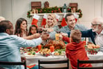 8 <b><b>Dica</b>s</b> de como não gastar muito na <b>Ceia</b> de <b>Natal</b> 2019