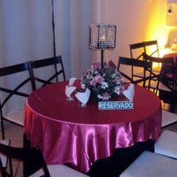 DECORAÇÃO MESA DOS CONVIDADOS