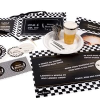 KIT FESTA TEMÁTICA BOTECO (Jogo americano, bolacha de chopp, cartaz divertido, bandeirolas, copos, p