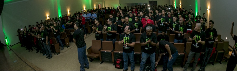 Sim Live Marketing - Recepcionistas e organização