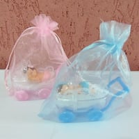 Carrinho de bebê de plástico
