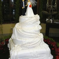 Bolo de Casamento Quadrado Clássico