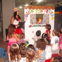 TEATRINHOS COM FANTOCHE