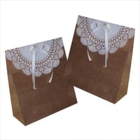 Sacola kraft com papel rendado