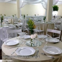 Seu evento ainda mais charmoso com nossas cadeiras!