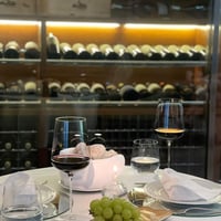 Evento degustação de vinhos.