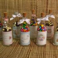 Garrafinhas com Pílulas da Felicidade