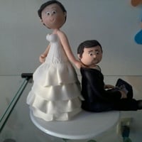 Encomenda de noivinhos em biscuit personalizado.