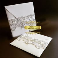 Convite linha romântica em papel Aspem com acabamento em renda Gripir