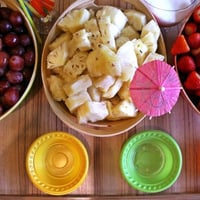 Montagem simples e elegante. Frutas de Primeira Qualidade