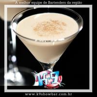 Coquetel Alexander, uma combinação perfeita de Conhaque com Licor de Cacau.