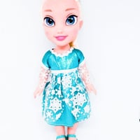 Boneca Frozen e muito mais personagens a sua disposição.