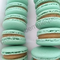 MACARON DOCE DE LEITE COM CANELA