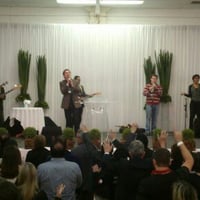 Evento Congresso - Som Pequeno, Médio e Grande Porte
Projetor e Tela