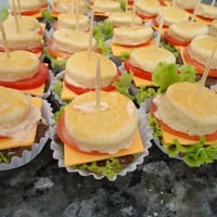 mini-hamburguer