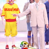 Braguinha ao lado de Sílvio Santos no SBT