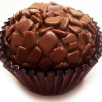 Brigadeiro ao leite