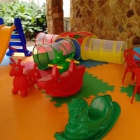 Espaço Baby (kids) com Casinha de Bolas.