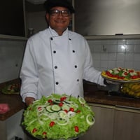 Equipe uniformizada e treinada.