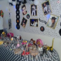 Festa a Fantasia (Tema Elvis)