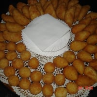 Salgadinhos diversos. Temos todos os tipos para sua festa.