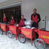 Carrinhos nostalgia p/ festas e eventos. Crepe, churros, pastel, algodão doce, Chopp, frutas com cho