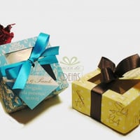 Caixa com visor personalizada. Ideal para bem casados e pão de mel. Arte da tampa de acordo com o se