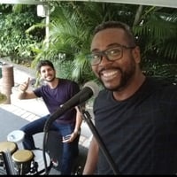 Cantor Mingo Neto - voz e violão para eventos em Salvador