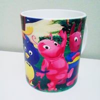 Caneca de acrílico personalizada, com alta qualidade e definição.