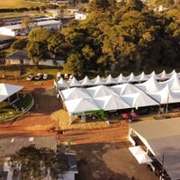Atuamos em Feiras, Exposições, Corporativos entre outros, com o que há de melhor em tendas, tablados