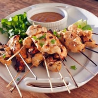 Chicken Satay (Tailandês)