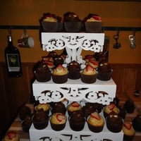 TORRE DE CUPCAKES